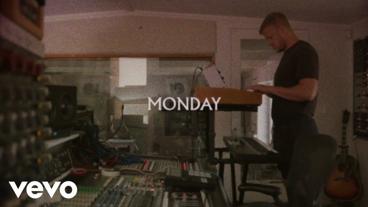 Imagine Dragons – Monday (Official Lyric Video)